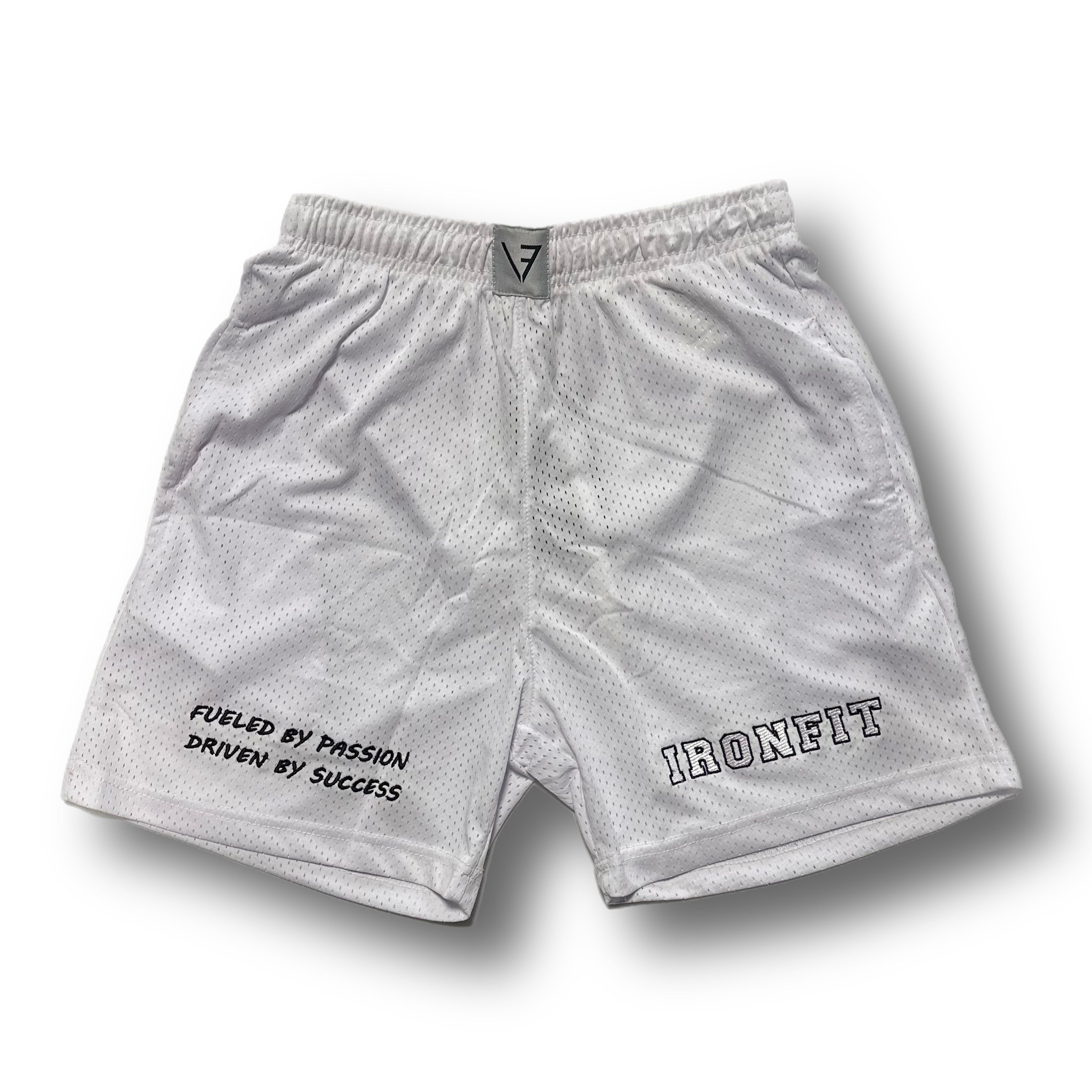 IRONFIT MESH COLLEGE SHORT - WHITE