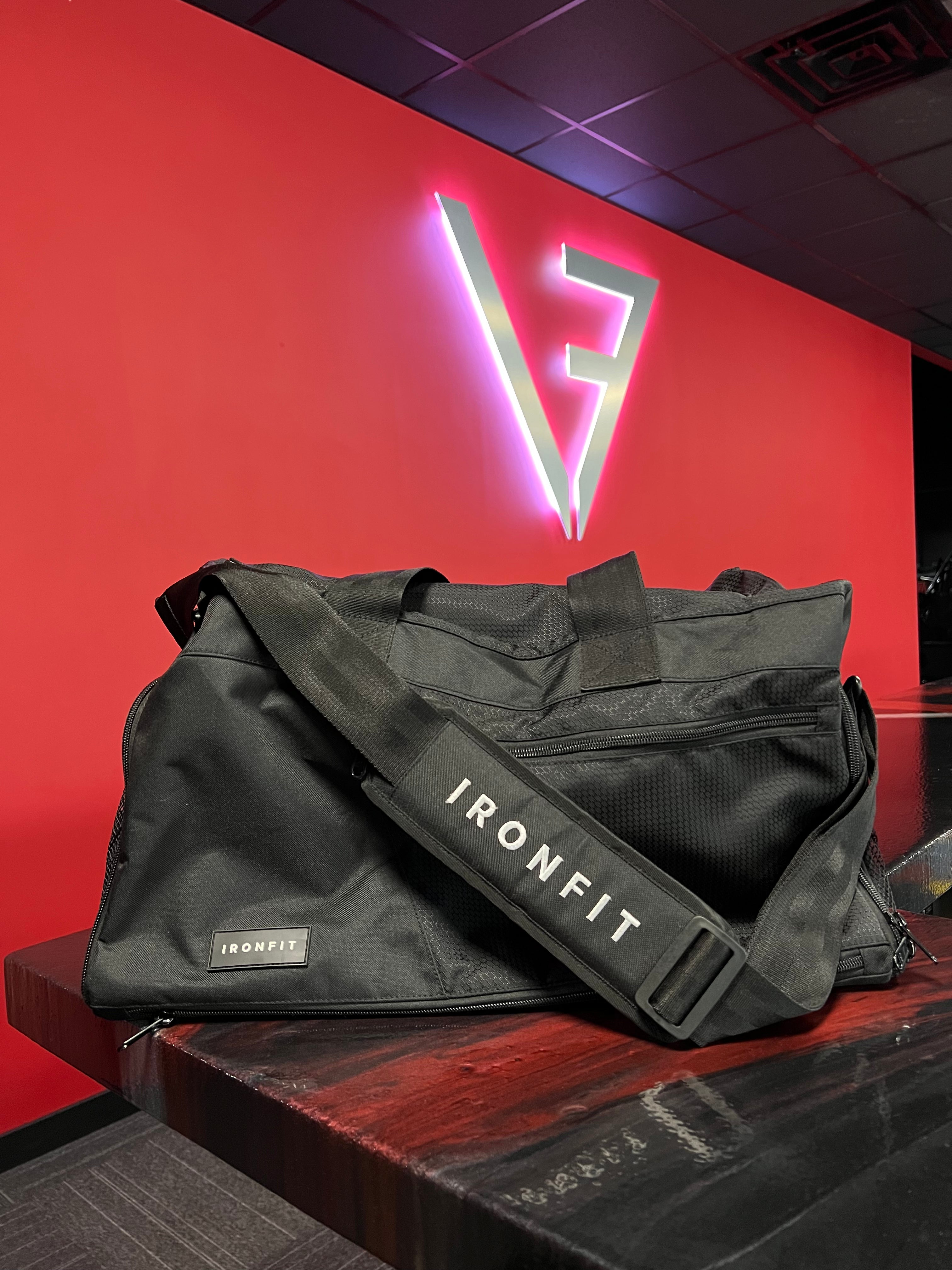 IRONFIT LIFESTYLE DUFFLE BAG