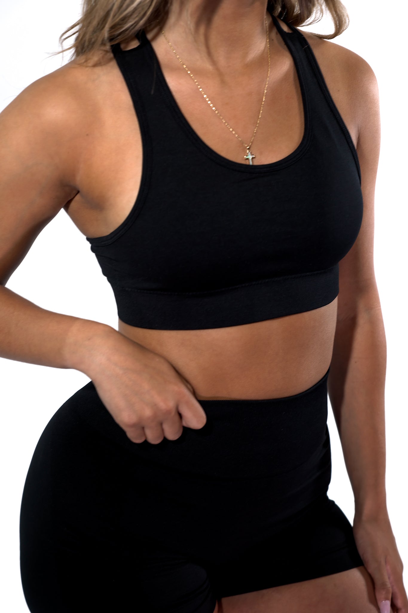 AMPLIFY SHORTS - BLACK